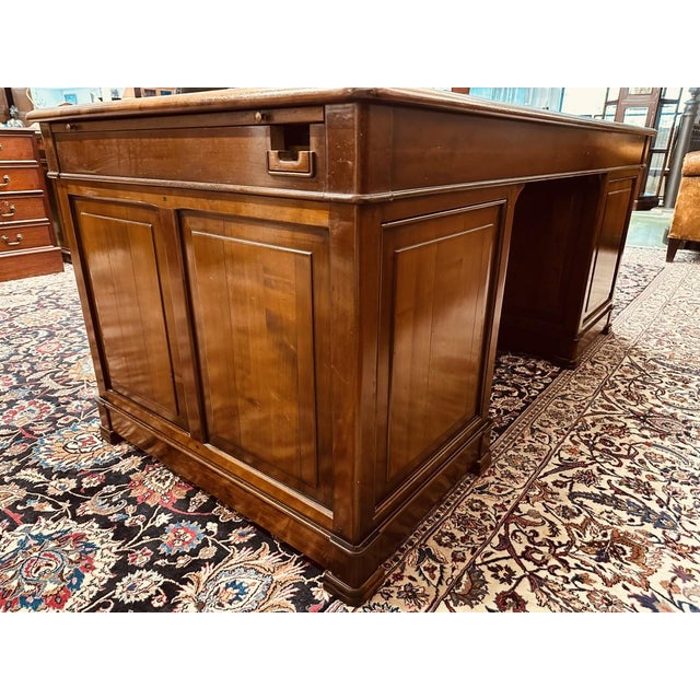 Wood Italian Desk in Leather For Sale - Image 7 of 18