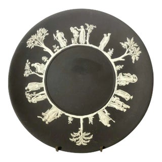 Vintage Black and White Wedgwood Plate With Greek-Roman Relief c.1969 For Sale