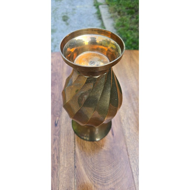 Vintage Solid Brass Spiral Twist Vase – Mid-Century Modern Sculptural Decor For Sale - Image 4 of 12