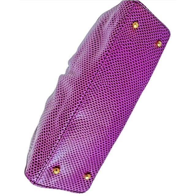 1990s Judith Leiber Karung SnakeSkin Pink Fuschia Day Evening Handbag Gemstones Vintage For Sale - Image 14 of 15