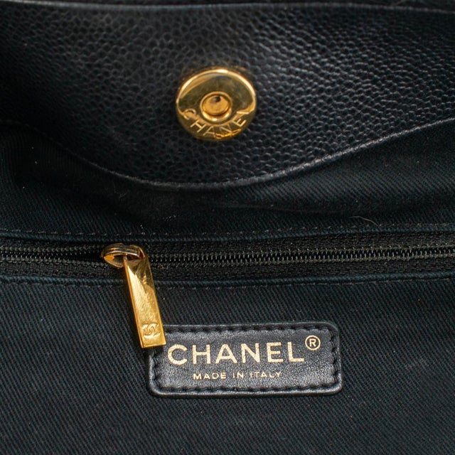 Chanel Timeless Soft Shopper XL Tote Caviar Leather Black Gold-Tone Hardwear Bag For Sale - Image 10 of 17