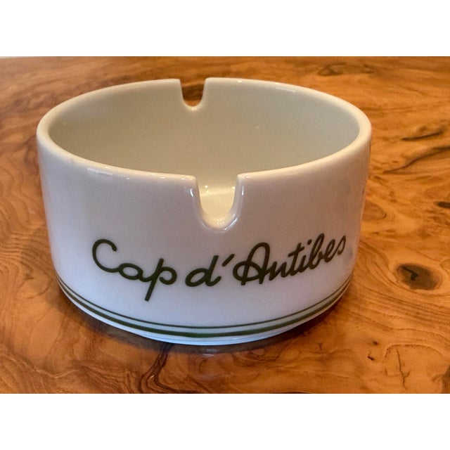 Exquisite Vintage Hotel Eden Roc Cap d'Antibes France French Riviera Porcelain Ashtray - Pristine Condition For Sale In Baltimore - Image 6 of 12