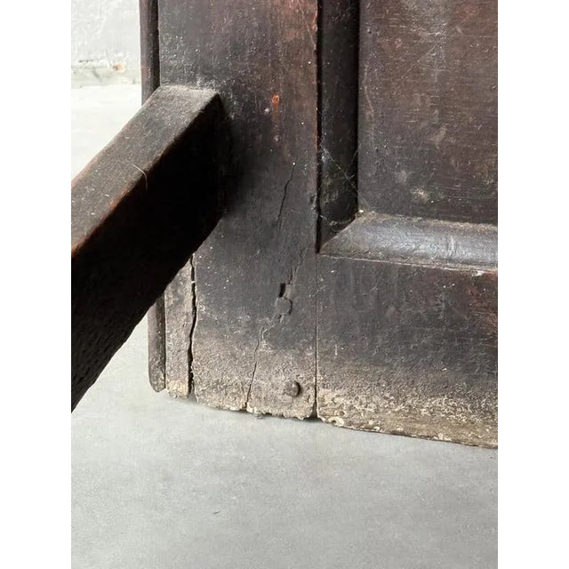 English Oak Settle, 18th Century For Sale - Image 4 of 7