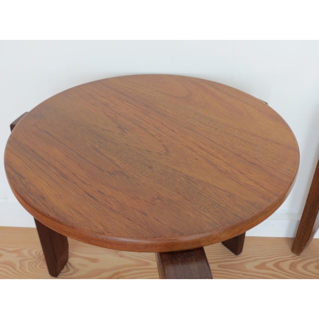 Brown Mid-Century Teak Round Stacking Side Tables, 1960s, Set of 2 For Sale - Image 8 of 18