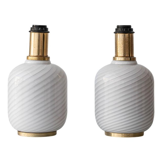 Vintage Murano Glass Opaline Spiral Table Lamps with Dual Illumination from Vetri Murano, 1960s, Set of 2 For Sale - Image 12 of 12
