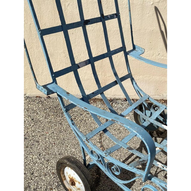 Early 20th Century Vintage Salterini Style Art Nouveau Scrolling Wrought Iron Lounge, Attributed For Sale In Philadelphia - Image 6 of 12