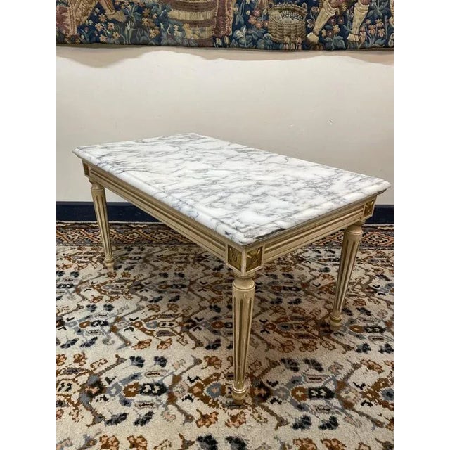 Neoclassical Parcel and Gilt Wood Coffee Table with Marble Top For Sale - Image 5 of 5