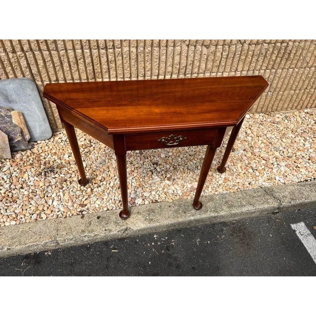 Mid 20th Century Statton Furniture Vintage Queen Anne Style Solid Cherry Console Table. For Sale - Image 9 of 10