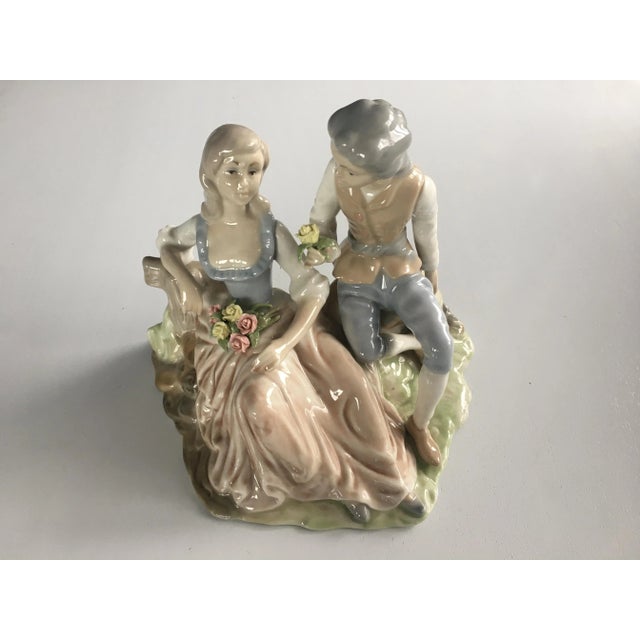Porcelain Figure of Young Couple from Tenora Valencia, 1950s For Sale - Image 6 of 15