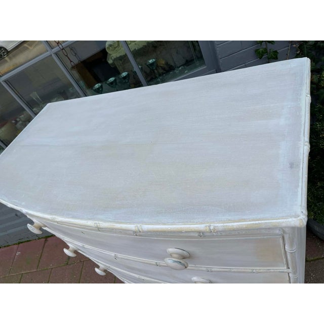 Mid 18th Century Early Victorian / Late Regency English Bowfront Chest of Drawers With Turned Feet Bamboo Details For Sale - Image 15 of 16