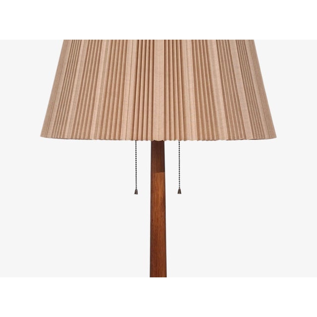 Tan 1940s Mid-Century Modern Edward Wormley, Rare Snack Floor Lamp, Wood, Brass For Sale - Image 8 of 15