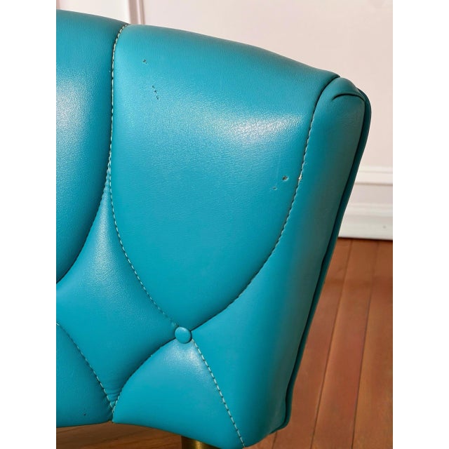 1960s Set of 3 Faux Leather Swivel Lounge Chairs Attributed to Kroehler For Sale - Image 13 of 18