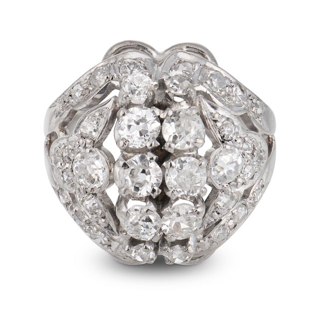 Mid-Century Modern 1940s Retro 2.60 Carat Diamond 14k White Gold Cocktail Ring, Size 5.5 For Sale - Image 3 of 6