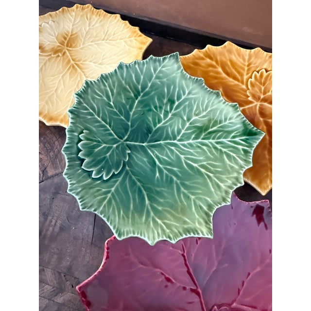 Ceramic Vintage Williams Sonoma Italian Majolica Leaf Plates – Set of Four For Sale - Image 7 of 10