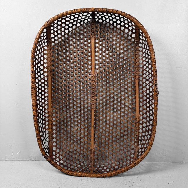 Shōwa Japanese Reddish-Brown Bamboo Basket, 1950 For Sale - Image 9 of 11