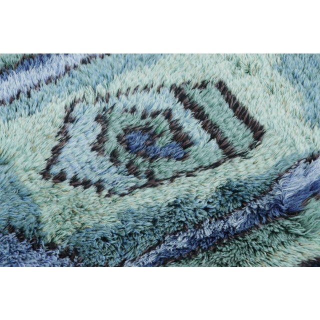Mid-Century Modern Vintage Swedish Rya Rug With Blue-Teal Concentric Geometric Pattern - Rug & Kilim For Sale - Image 3 of 8