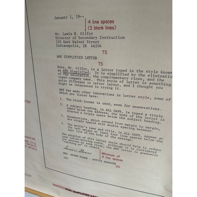 1960s Vintage 1969 Typing Instruction Pull-Down Chart – Secretary School Poster -- Poster I For Sale - Image 5 of 8