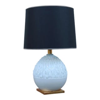 French Table Lamp with Pinecone in Porcelain, Brass & Black Silk in the Style of Maison Jansen, 1970s For Sale