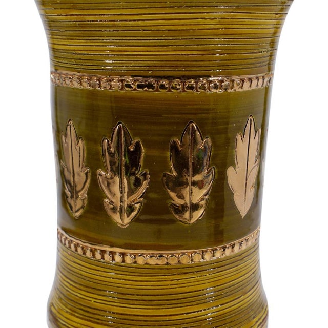 Mid-Century Modern 1960's Italian Green and Gold Leaf Pottery Vase by Aldo Londi for Bitossi For Sale - Image 3 of 5