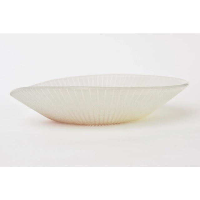 1960s Vintage Maurice Heaton Glass Bowl With Sun Ray Design For Sale - Image 5 of 10