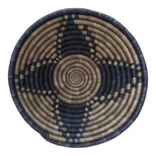 African Hand-Made Round Basket, 12.75 In. Diameter, Natural and Black For Sale