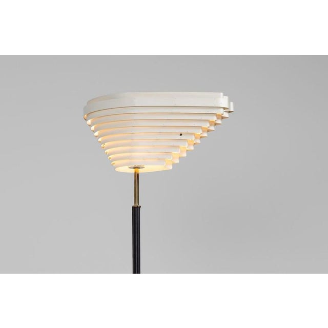 Metal A805 Floor Lamp attributed to Alvar Aalto for Valaisinpaja Oy, Finland, 1970s For Sale - Image 7 of 18