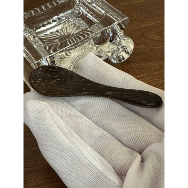 Glass 1990s William Yeoward June Crystal Salt Cellar With Wooden Spoon For Sale - Image 7 of 15