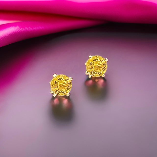 2010s Natural Sapphire Stud Earrings 14k Yellow Gold 1.7 TCW Certified For Sale - Image 5 of 14