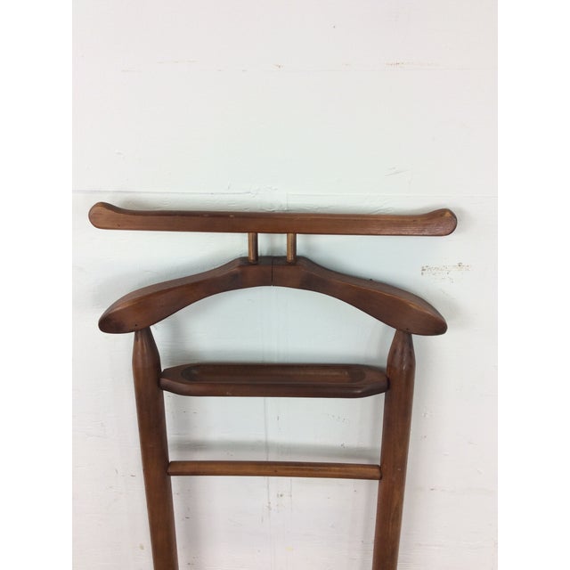 Mid-Century Modern Mid Century Modern Gentleman’s Valet Butler With Woven Seat For Sale - Image 3 of 12