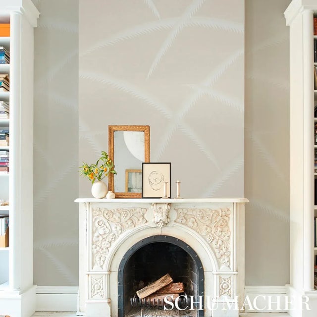 Schumacher Schumacher Deco Palms Wallpaper in Ivory on Natural - 10 Yards For Sale - Image 4 of 5