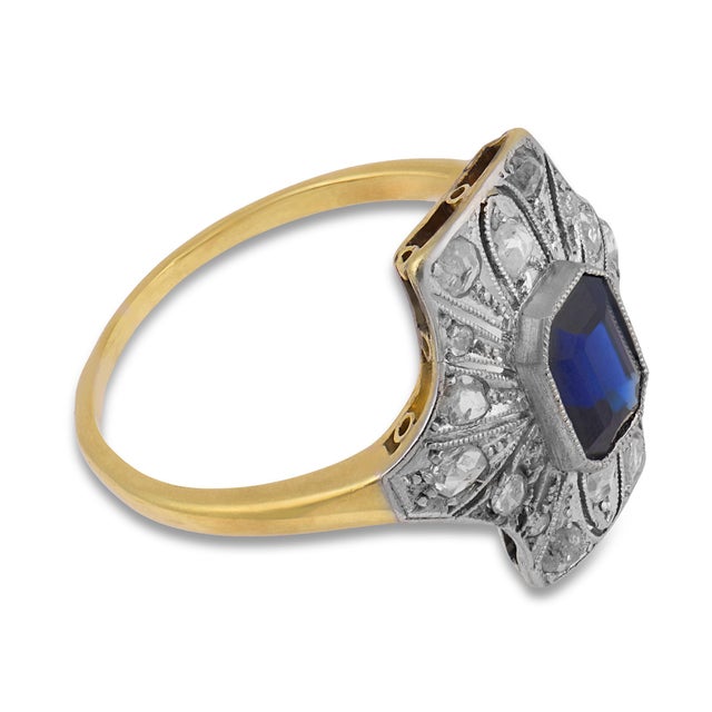 Edwardian Style 1.40 Carat Sapphire Diamond 18k Yellow Gold Ring, Size 7 For Sale - Image 4 of 6
