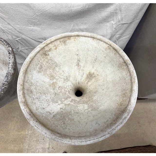 Mid-Century Modern Willy Guhl Diabolo Hourglass Planters 38" - A Pair For Sale - Image 10 of 14