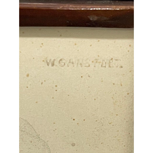 Gold 15th Century Table Reading Lamp with Engraved Glass with Portraits For Sale - Image 8 of 16