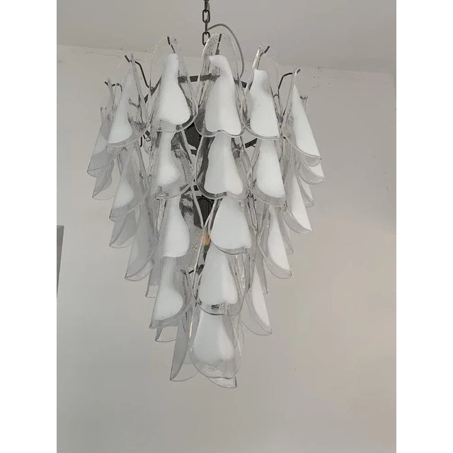 White Sella Chandelier in Murano Glass from Simoeng For Sale - Image 8 of 9