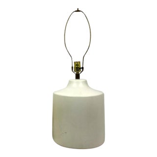 1960s Large Mid-Century Modern Danish White Glazed Ceramic Table Lamp by Lotte and Gunnar Bostlund For Sale