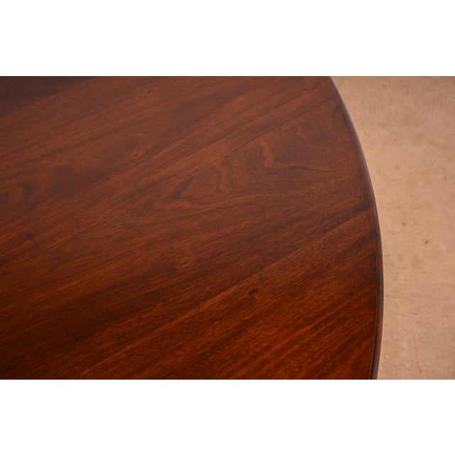 R. J. Horner Style Antique Victorian Carved Mahogany Pedestal Dining Table, Newly Refinished For Sale In South Bend - Image 6 of 12
