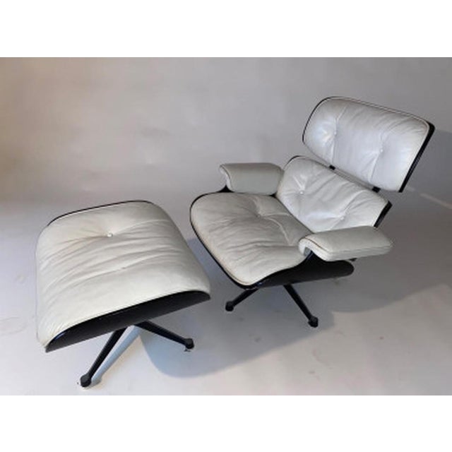 Charles and ray eames - mobilier international edition: lounge chair and ottoman charles (1907-1958) and ray (1912-1988)...