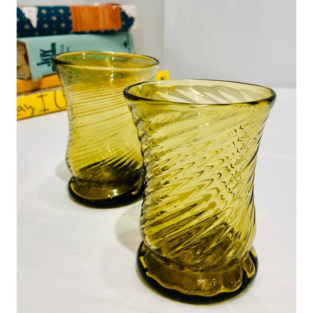 Late 19th Century Antique Handblown Twisted Art Glass Tumblers- Set of 2 For Sale - Image 5 of 8