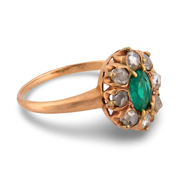 Early 20th Century Victorian Emerald Diamond 14k Rose Good Cluster Ring, Size 6.5 For Sale - Image 4 of 6