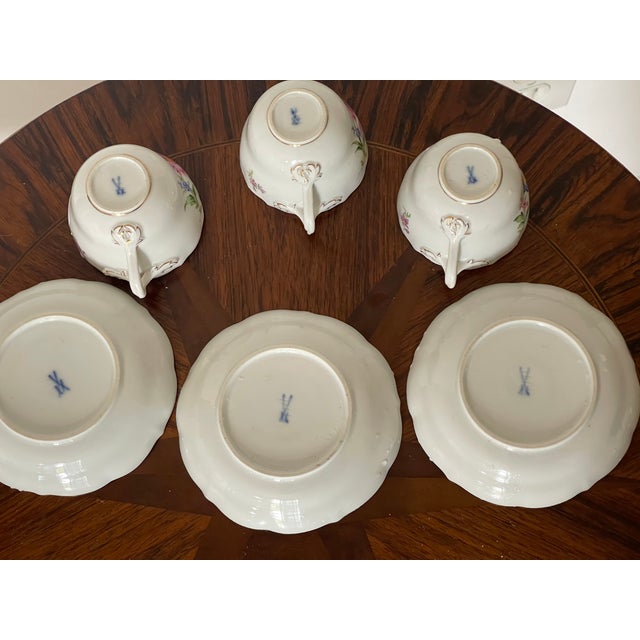 1950s 1950s 3 Meissen Porcelain Demitasse Cups With Saucers Flowerrs For Sale - Image 5 of 6