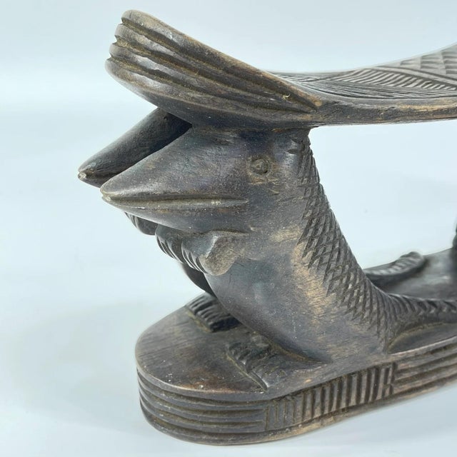 African Early 20th Century Songye Double Headrest with Lizards For Sale - Image 3 of 8