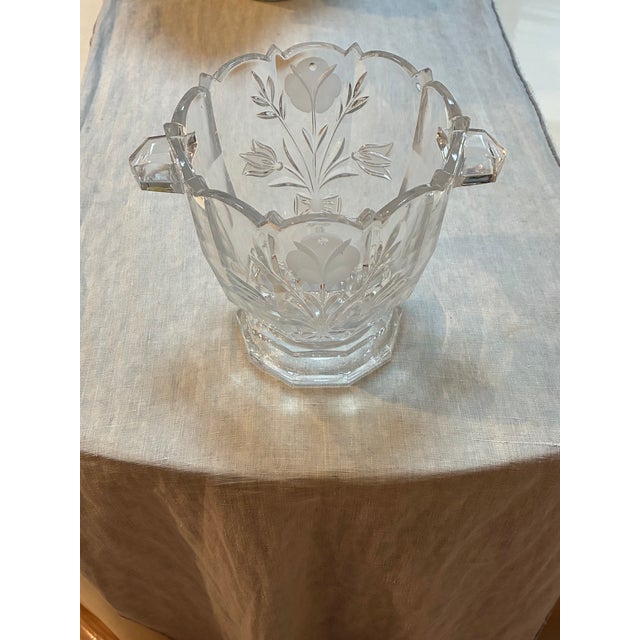 This piece has ornate etched flowers swirling around the ice bucket. A real treasure to display on your bar cart or on...