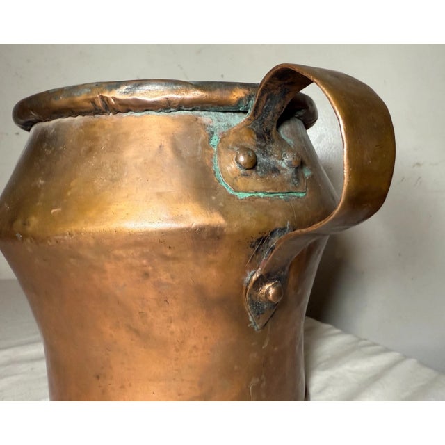 Antique 19th Century Handmade Dovetailed Thick Copper Measure Bean Pot Jug For Sale In New York - Image 6 of 12