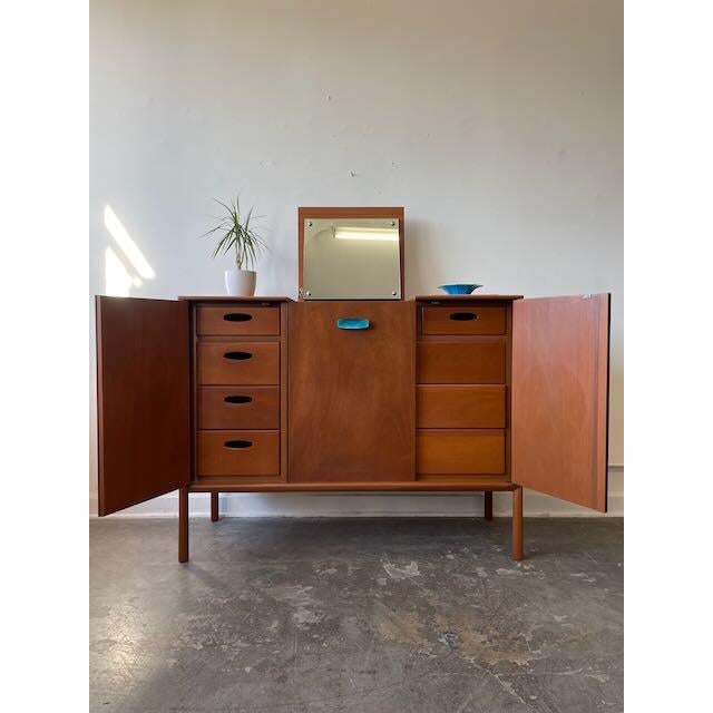 Vintage Mt. Airy Dresser by Ray Sobota, Attributed For Sale - Image 10 of 16