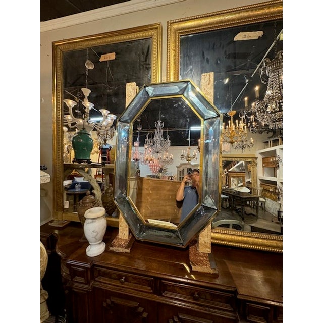 Gorgeous octagonal shaped Murano glass mirror in Fontana green. Creates a designer look. So pretty!