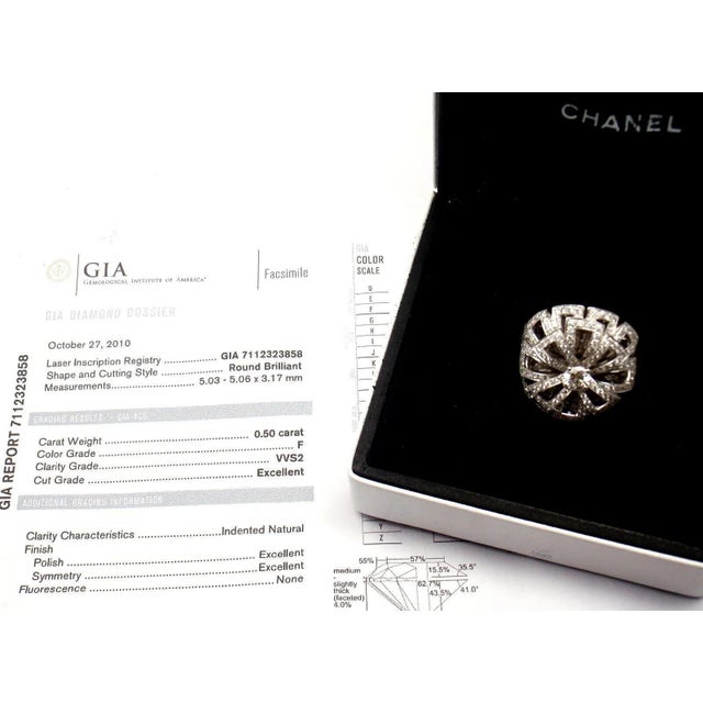 Silver Chanel Flower 18k White Gold Diamond Large Ring, size 6 For Sale - Image 8 of 12