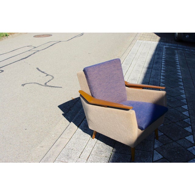 Italian Boomerang Lounge Chair in Wood and Fabric, 1950s For Sale - Image 3 of 13