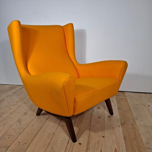 Model 110 Armchair by Illum Wikkelsø for Søren Willadsen, Denmark, 1950s For Sale - Image 12 of 12