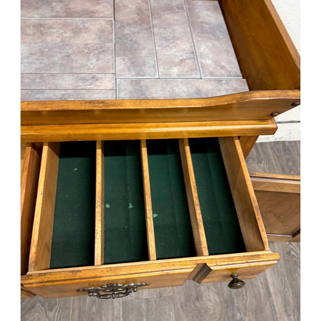 Vintage Garrison Furniture Company Early American Colonial Revival Dry Sink For Sale - Image 12 of 17