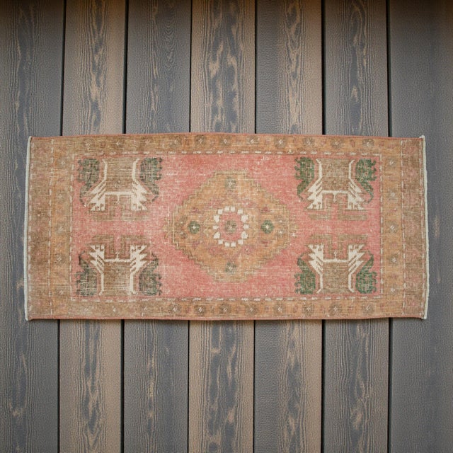 Farmhouse 1970s Hand Made Small Turkish Rug. DoorMat Entry Decor Kitchen Mat Baht Rug - 21'' X 43'' For Sale - Image 3 of 13